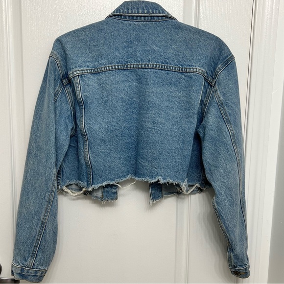 Brandy Melville Cropped Jean Jacket - Picture 4 of 4
